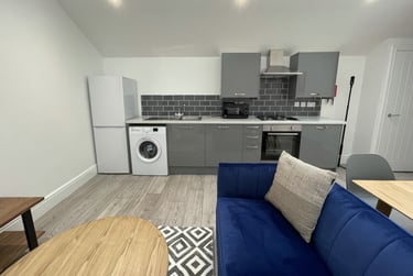 2 bed house, Portland Street, City Centre, Lincoln, LN57JX - Image 2