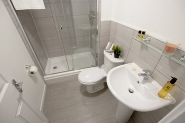 6 bed house, Crofton Street, Rusholme, Manchester, M144DX - Image 9