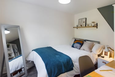 7 bed house, Ossory Street, Rusholme, Manchester, M144BX - Image 1