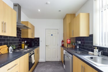 5 bed house, Hall Lane, Low Hill, Liverpool, L78TE - Image 7