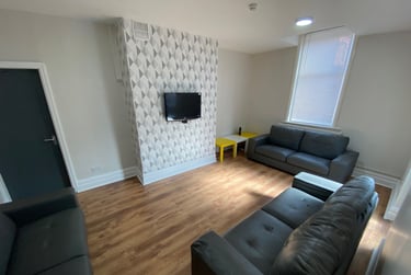 8 bed house, Dallas Street, City Centre, Preston, PR17UY - Image 3