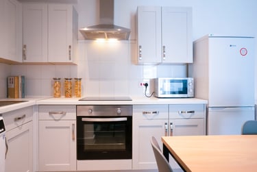 8 bed house, Monks Road, City Centre, Lincoln, LN25HP - Image 2