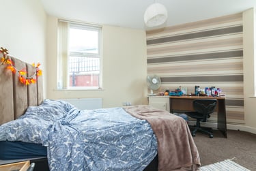 5 bed house, Mildred Street, Charlestown, Salford, M72HG - Image 2
