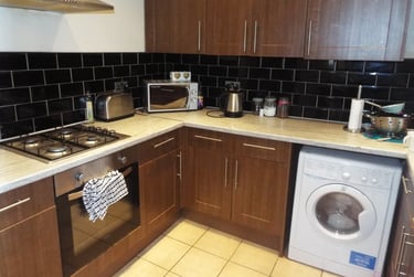 4 bed house, Mildred Street, Charlestown, Salford, M72HG - Image 2