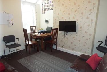 4 bed house, Mildred Street, Charlestown, Salford, M72HG - Image 3
