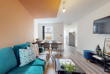 6 bed house, Halsbury Road, Kensington, Liverpool, L66DQ - Image 2