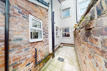 6 bed house, Halsbury Road, Kensington, Liverpool, L66DQ - Image 5