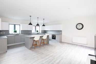 7 bed house, Well Meadow Drive, Netherthorpe, Sheffield, S37HP - Image 2