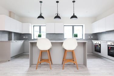 7 bed house, Well Meadow Drive, Netherthorpe, Sheffield, S37HP - Image 2