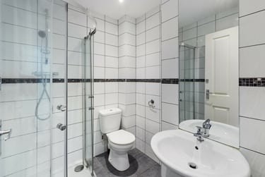 7 bed house, Well Meadow Drive, Netherthorpe, Sheffield, S37HP - Image 4