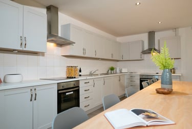 3 bed house, Dickenson Road, Longsight, Manchester, M130NR - Image 1