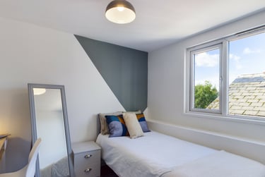 2 bed house, Haydn Avenue, Rusholme, Manchester, M144DL - Image 1