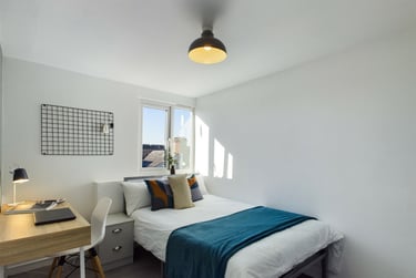 2 bed house, Haydn Avenue, Rusholme, Manchester, M144DL - Image 2