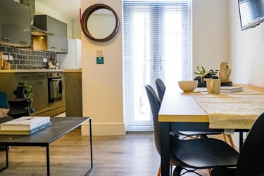 6 bed house, Haydn Avenue, Rusholme, Manchester, M144DJ - Image 2