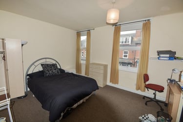 5 bed house, Hessle View, Hyde Park, Leeds, LS61ER - Image 3