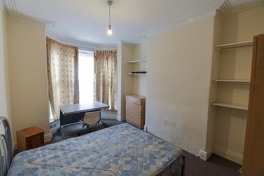 5 bed house, Hessle View, Hyde Park, Leeds, LS61ER - Image 8