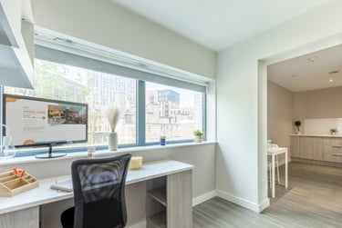 2 Bed Apartment at Redvers Tower, Union Street, City Centre, Sheffield, S12FU - Image 2