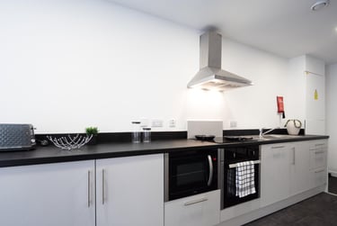 Silver Ensuite at The Paper Works, York Street, City Centre, Sheffield, S12NY - Image 4