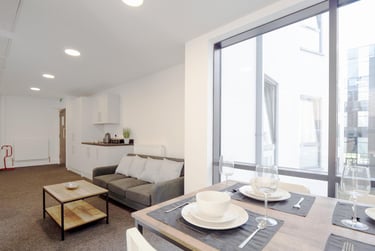 Silver Ensuite at The Paper Works, York Street, City Centre, Sheffield, S12NY - Image 5