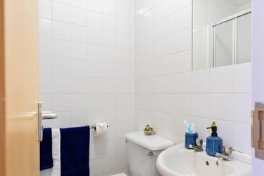 Premium Ensuite at Foundry Court, Brook Street, City Centre, Preston, PR17EA - Image 9