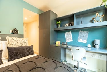 Classic Ensuite at Pershore Junction, 1-3 Dogpool Lane, Selly Park, Birmingham, B302XN - Image 1