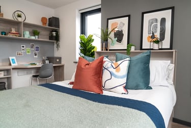 Gold Ensuite at Steelworks, 29 Rockingham Street, City Centre, Sheffield, S14WB - Image 2