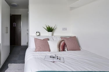 Standard Ensuite - Image 1