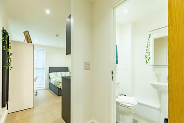 Deluxe Plus Studio at One London Road, London Road, Keele University School Of Medicine, Newcastle under Lyme, ST51LZ - Image 8