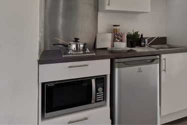 Premium Studio - Image 3