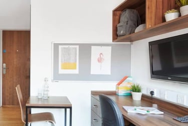 1 Bed Apartment - Image 3