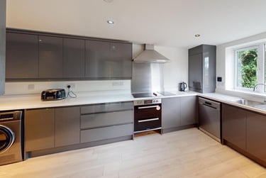 6 bed house, Belle Vue Terrace, Gilesgate, Durham, DH12HR - Image 2