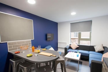 Silver Ensuite - Image 1