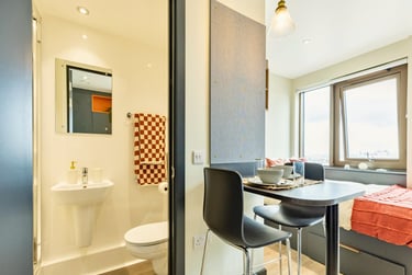 Premium Studio at Crown House, Regents Hill, Seven Dials, Brighton, BN13ED - Image 4