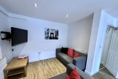 6 bed house, Edward Street (DHM), Gilesgate, Durham, DH11PU - Image 2