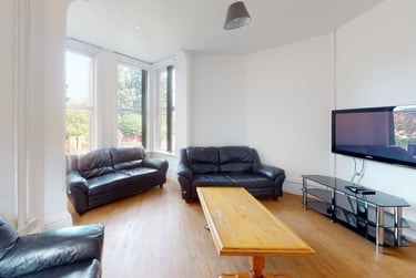 9 bed house, Ashby Road, City Centre, Loughborough, LE113AD - Image 1