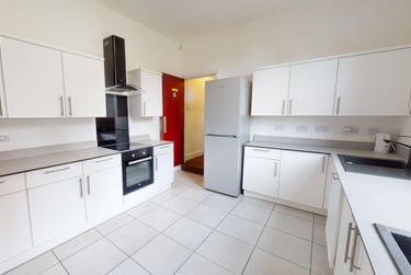 9 bed house, Ashby Road, City Centre, Loughborough, LE113AD - Image 2