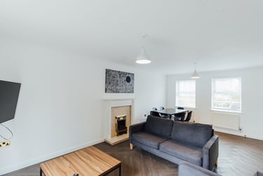 7 bed house, Goldfinch Close, City Centre, Loughborough, LE113HG - Image 3