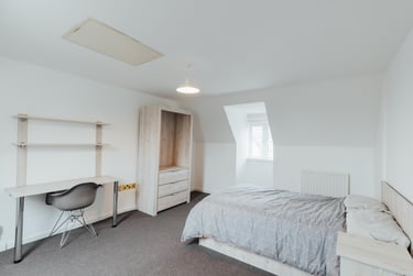 7 bed house, Goldfinch Close, City Centre, Loughborough, LE113HG - Image 8