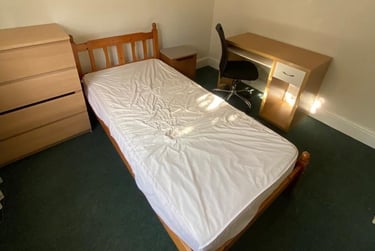 6 bed house, Burleigh Road, City Centre, Loughborough, LE113BA - Image 3