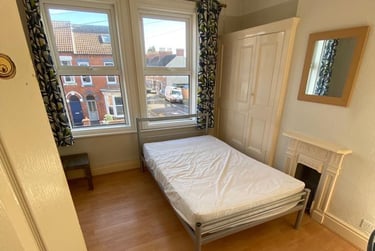6 bed house, Burleigh Road, City Centre, Loughborough, LE113BA - Image 8