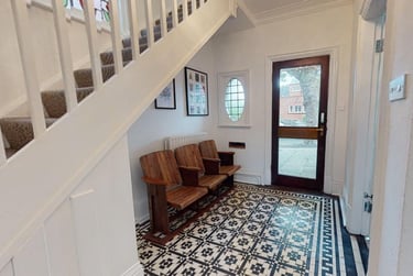 6 bed house, Granby Street, City Centre, Loughborough, LE113DU - Image 2