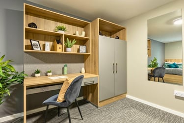 Gold Studio - Image 1