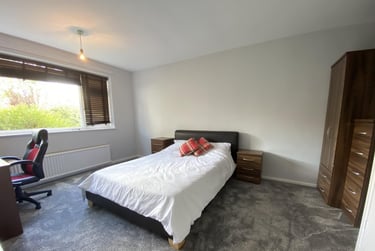 6 bed house, Holywell Drive, City Centre, Loughborough, LE113JZ - Image 6