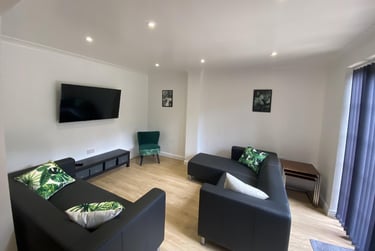 6 bed house, Moorhen Way, City Centre, Loughborough, LE113HH - Image 3