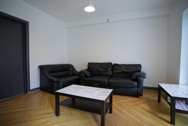 3 bed house, Oaklands Avenue, City Centre, Loughborough, LE113JF - Image 2