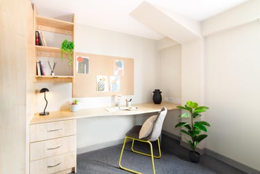 Premium Plus Studio at Studio 58, Dighton Street, Kingsdown, Bristol, BS28AL - Image 2