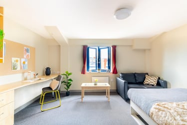 Premium Plus Studio at Studio 58, Dighton Street, Kingsdown, Bristol, BS28AL - Image 3