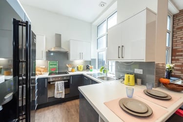 5 bed house, Tithebarn Street, City Centre, Liverpool, L22DT - Image 2