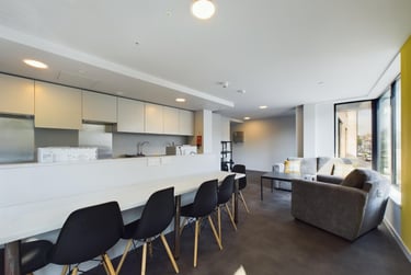 Classic Ensuite at Ravilious House, Lewes Road, Lewes Road, Brighton, BN23HW - Image 2