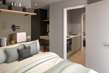 Ensuite 2 Bed Apartment at Fusion Liverpool, 5 Upper Duke Street, City Centre, Liverpool, L19DU - Image 1